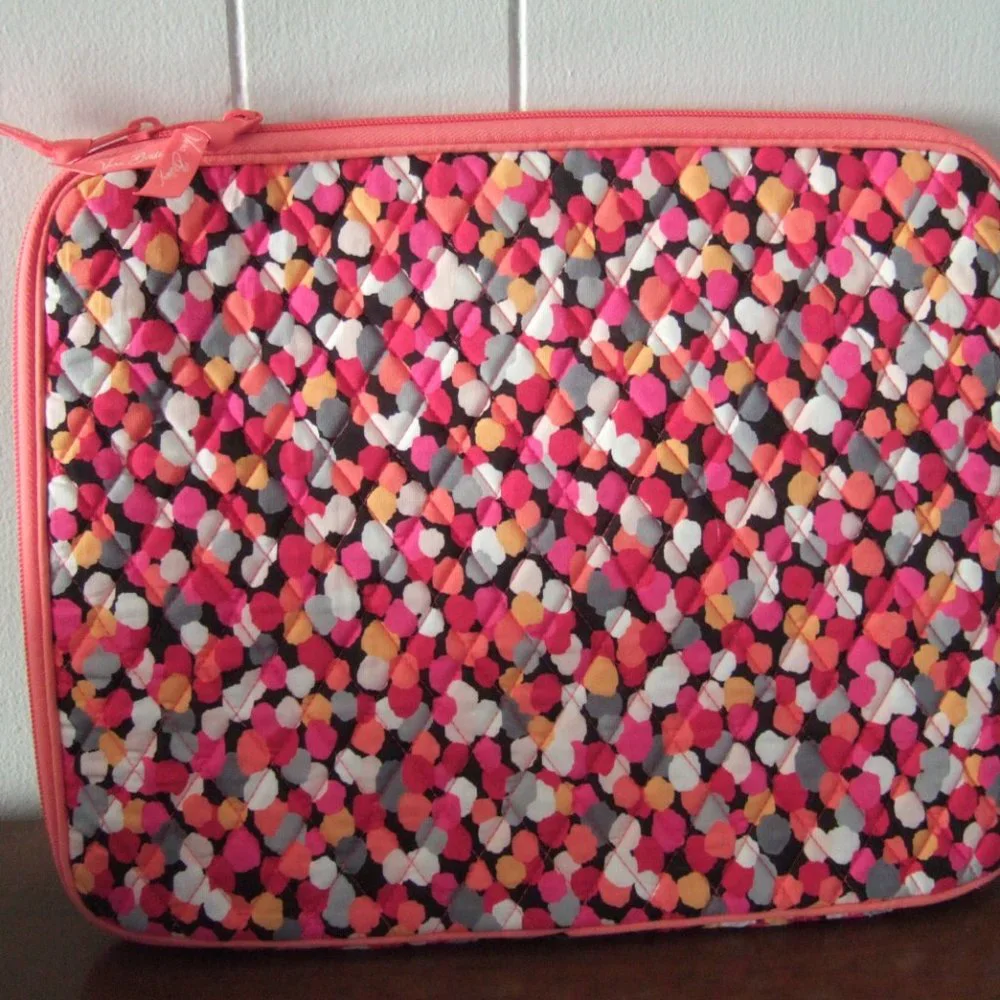 VERA BRADLEY LAPTOP CASE NWOT